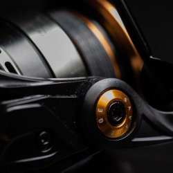 Savage Gear SG8 2500 Spin Olta Makinesi - 2